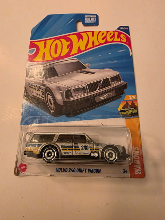 Hot Wheels Volvo 240 Drift Wagon | Wagons 3/5 | 221/250