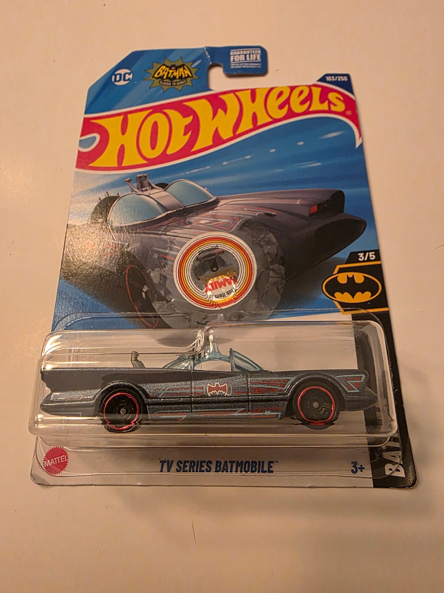Hot Wheels TV Series Batmobile | Batman 3/5 | 103/250 | 2024 | Showcase Ready