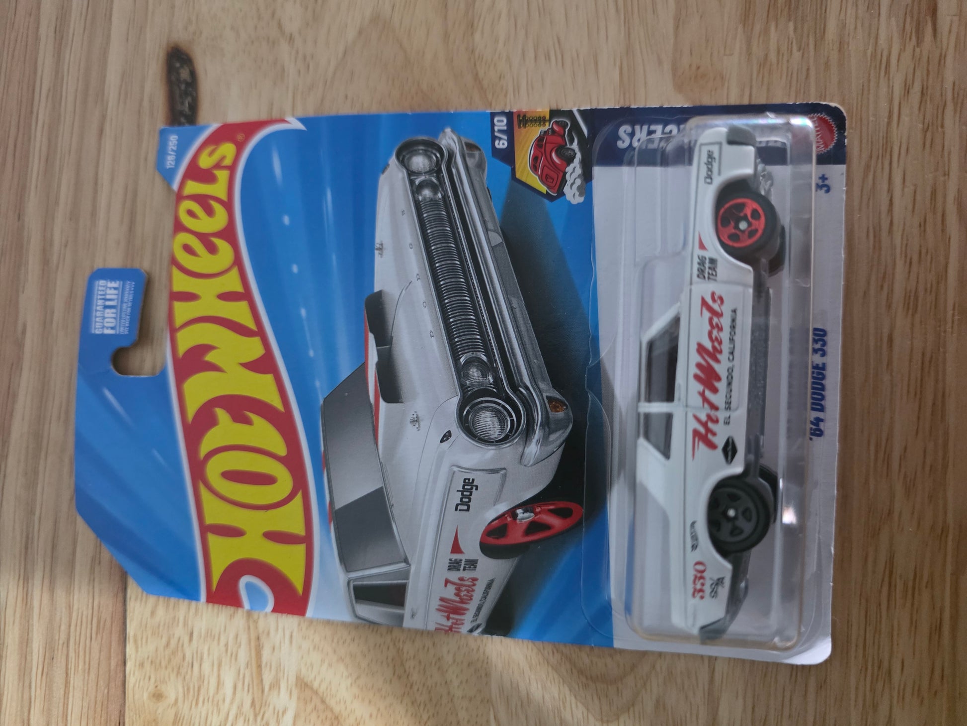 DC-0027 front - Hot Wheels '64 Dodge 330