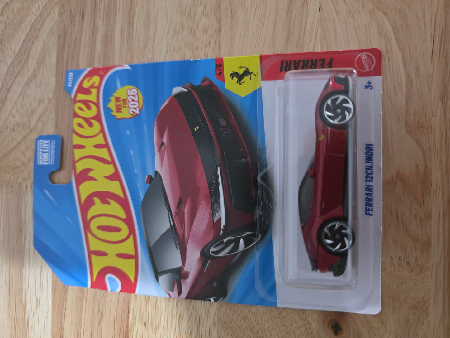 DC-0045 front - Hot Wheels Ferrari 12Cilindri