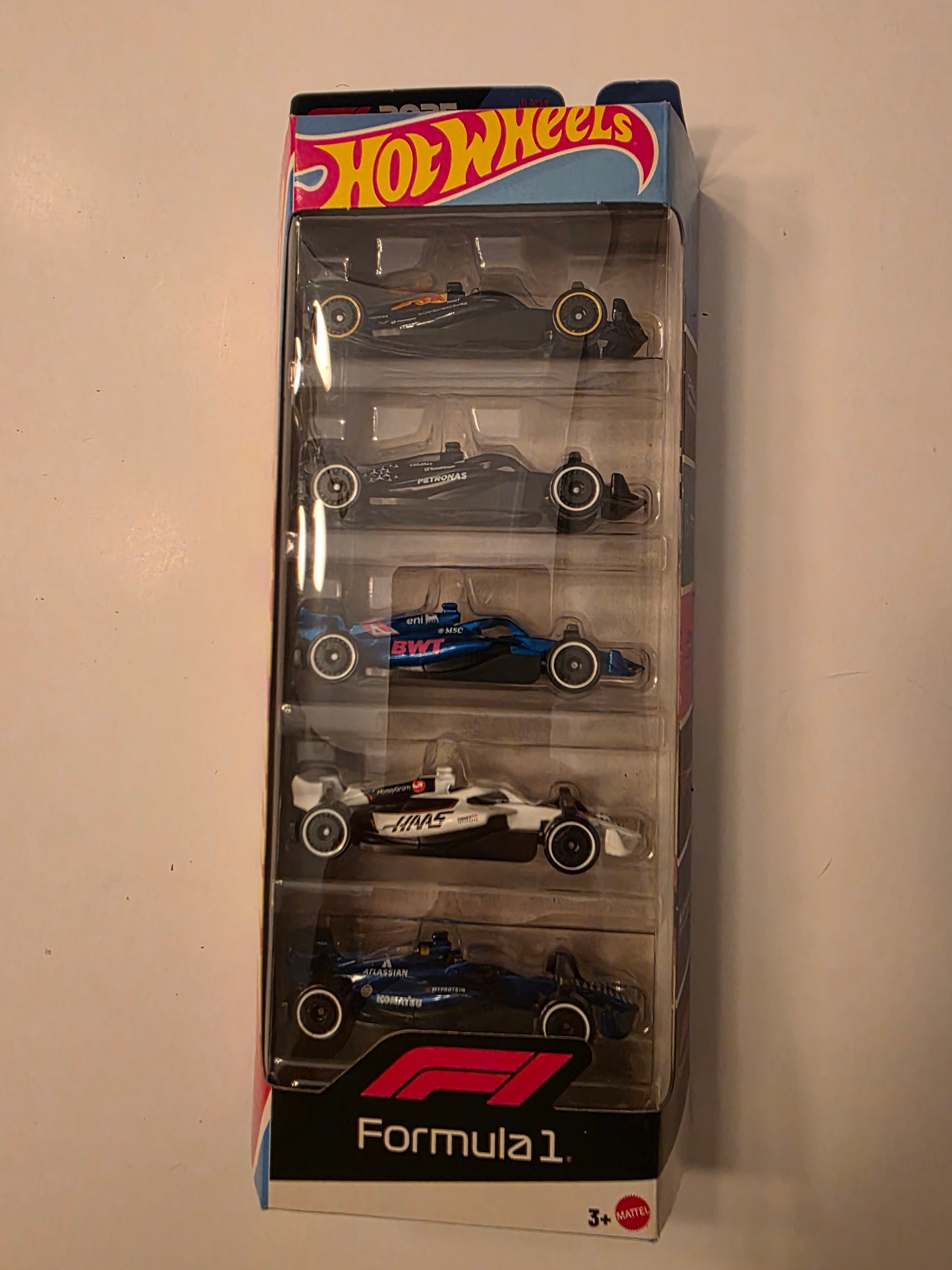 DC-0303 front - Hot Wheels Formula 1 5-Pack