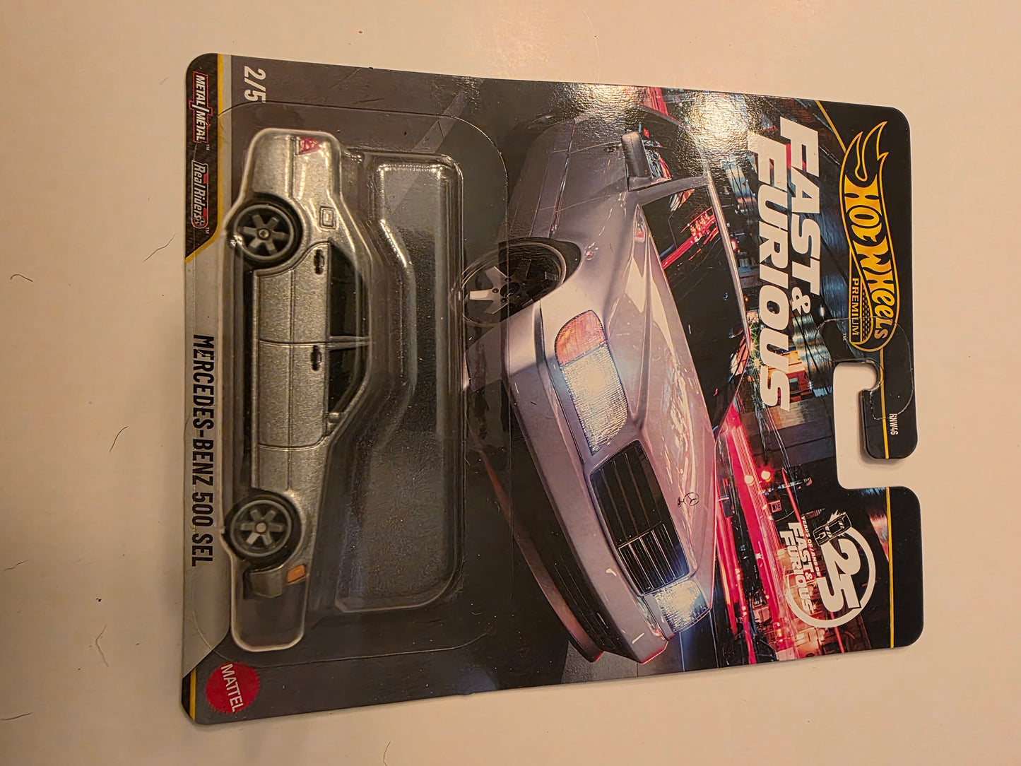 DC-0322 front - Hot Wheels Mercedes-Benz 500 SEL