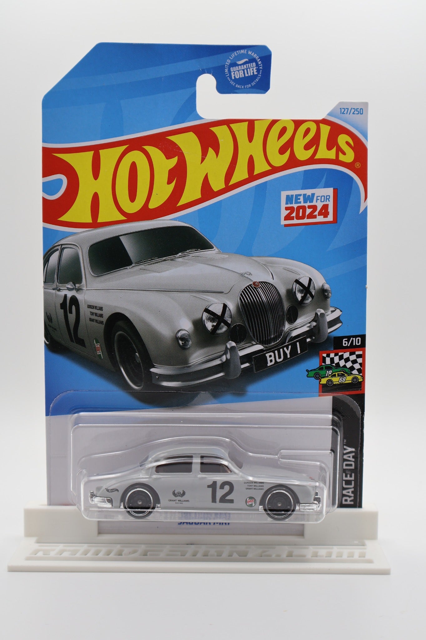 Hot Wheels Jaguar Mk1 pearl grey HW Race Day 6/10 127/250