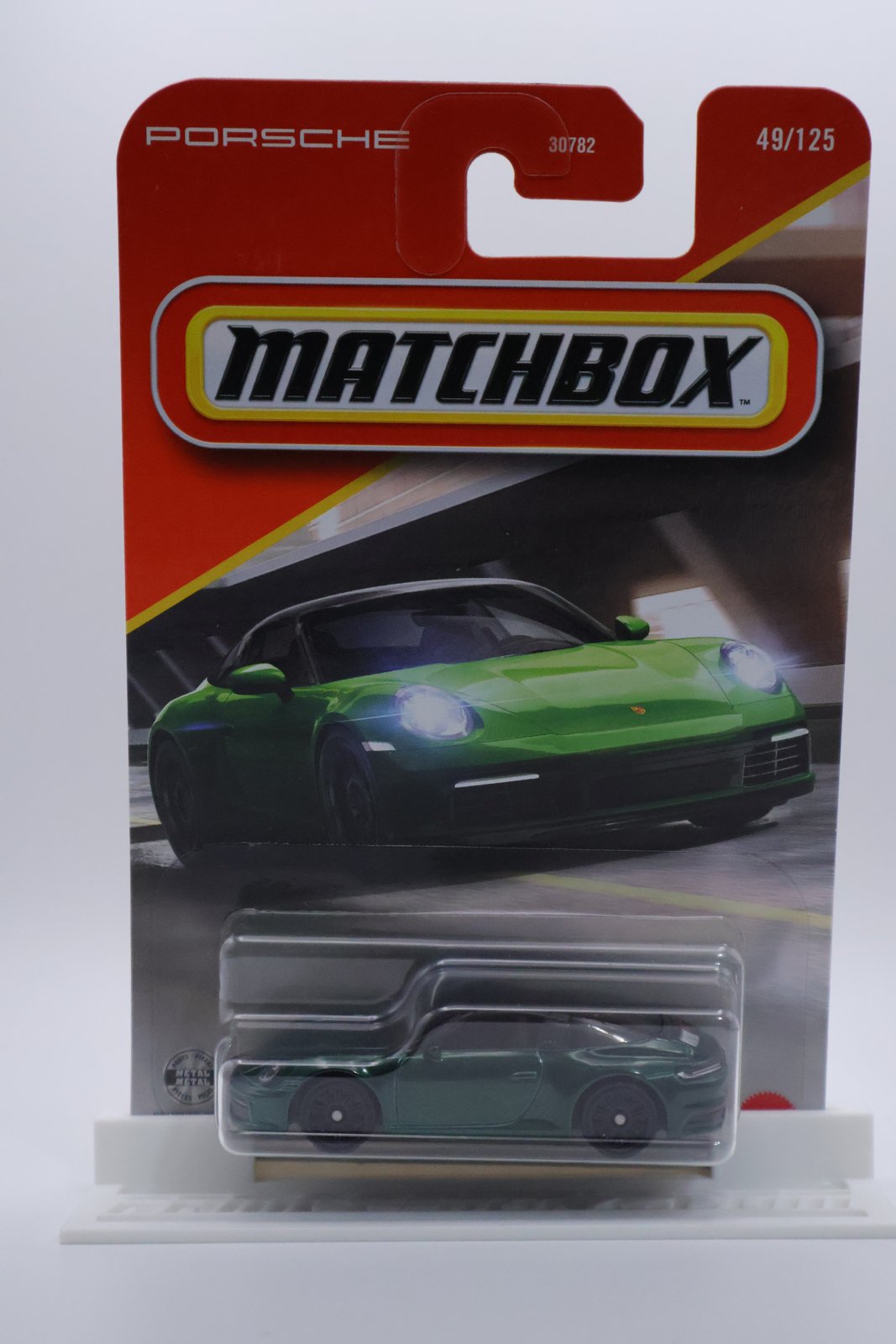 Matchbox Porsche 911 Targa dark green 1:64 diecast, front of card