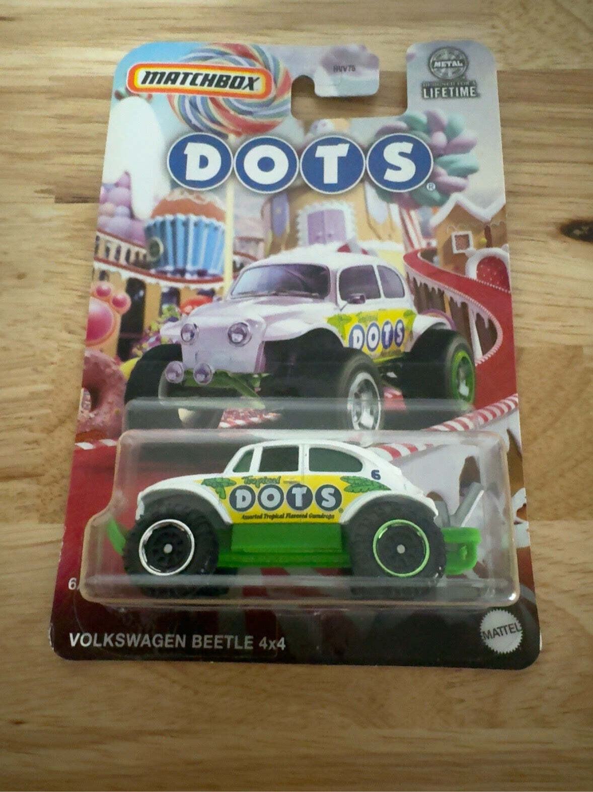 Matchbox Volkswagen Beetle 4x4 | Dots 6/6