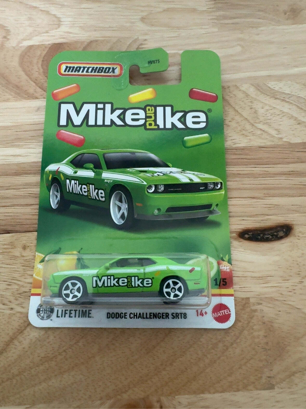 Matchbox Dodge Challenger SRT8 | Mike and Ike 1/5