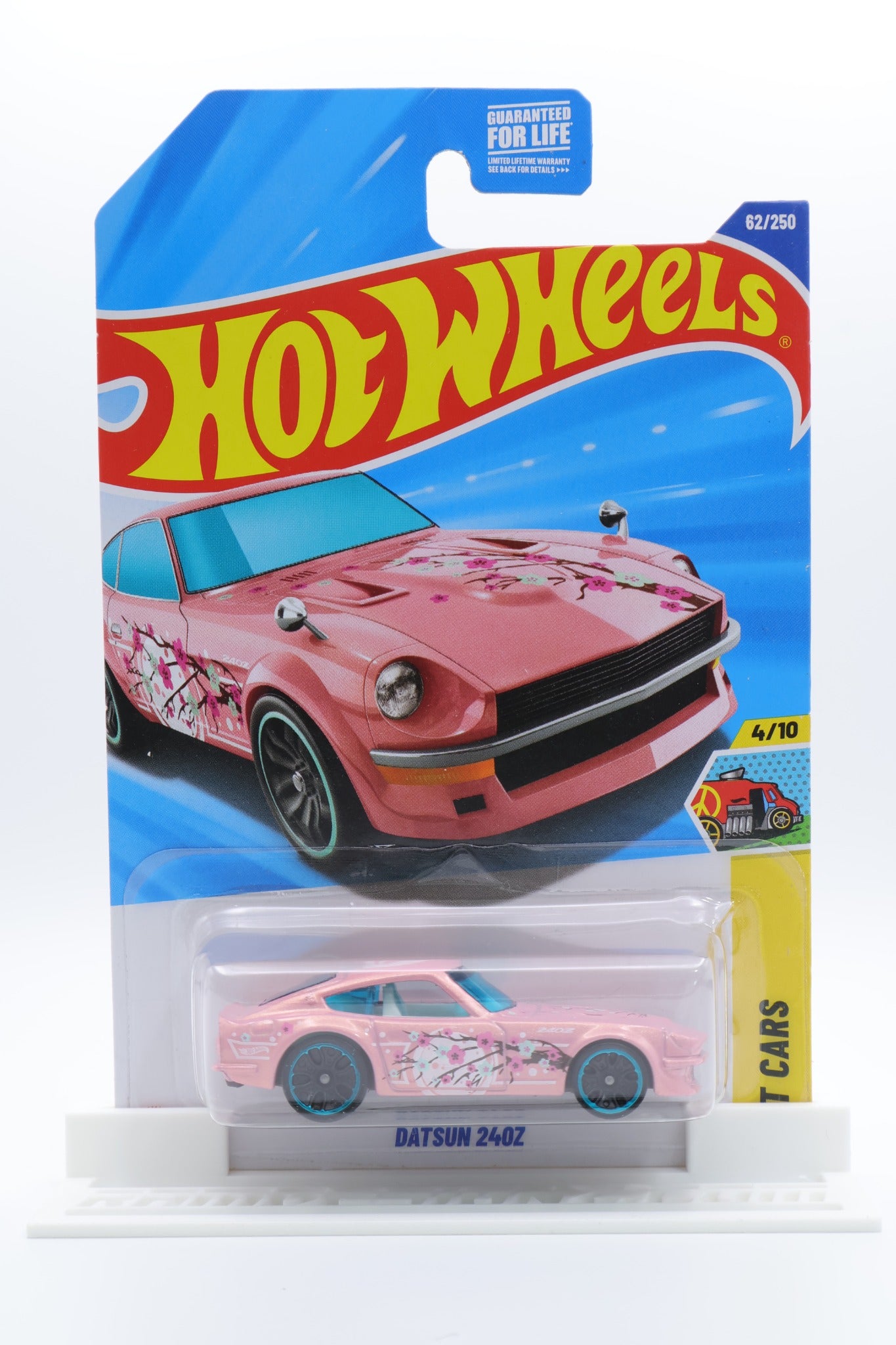 Hot Wheels Datsun 240Z pink HW Art Cars 4/10 62/250